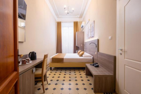 Astrid Hotel